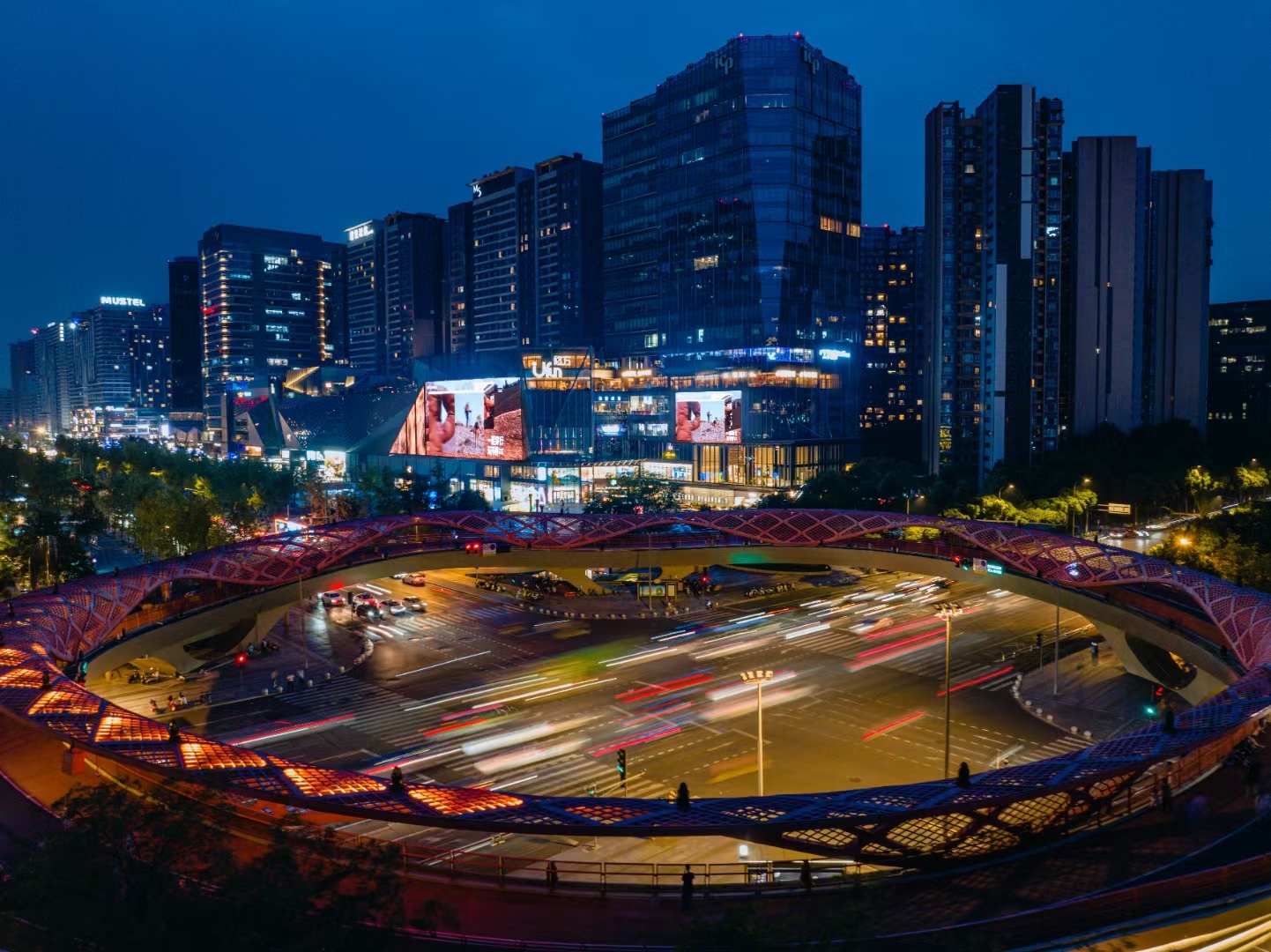 MR LED Strengthens Its Leadership in Creative LED Display Solutions with the World's First Naked-Eye 3D Spherical LED Screen