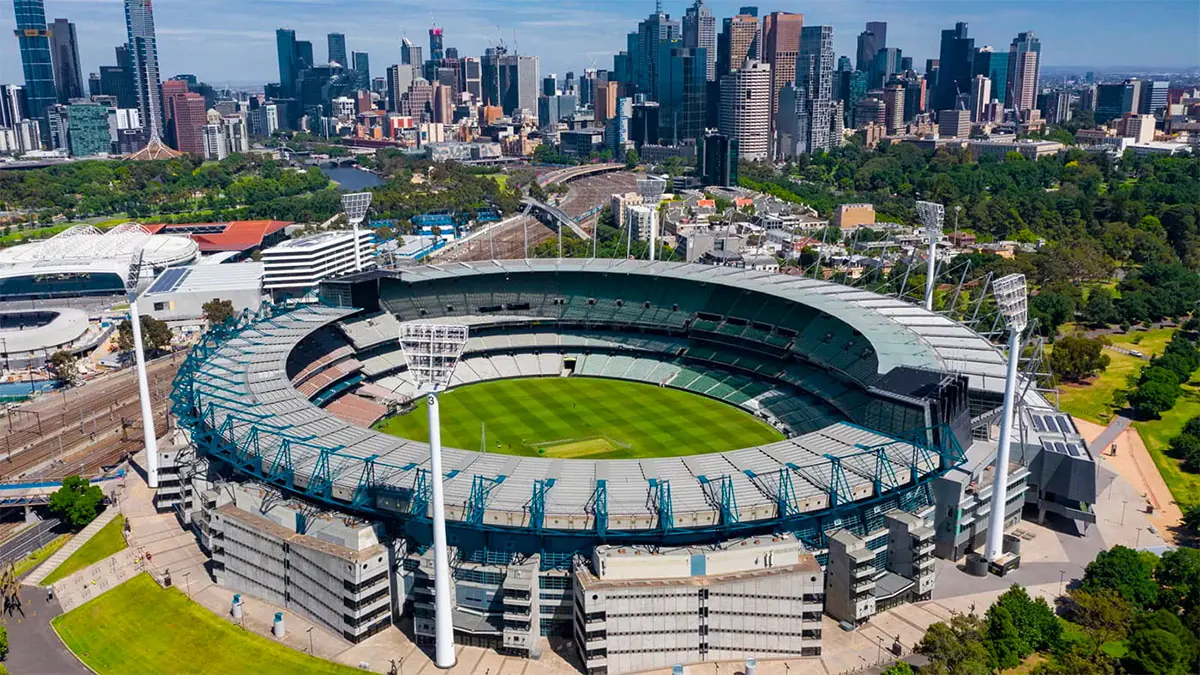 Illuminating an Icon: MR LED Displays Light Up Melbourne Cricket Ground Illuminating an Icon: MR LED Displays Light Up Melbourne Cricket Ground