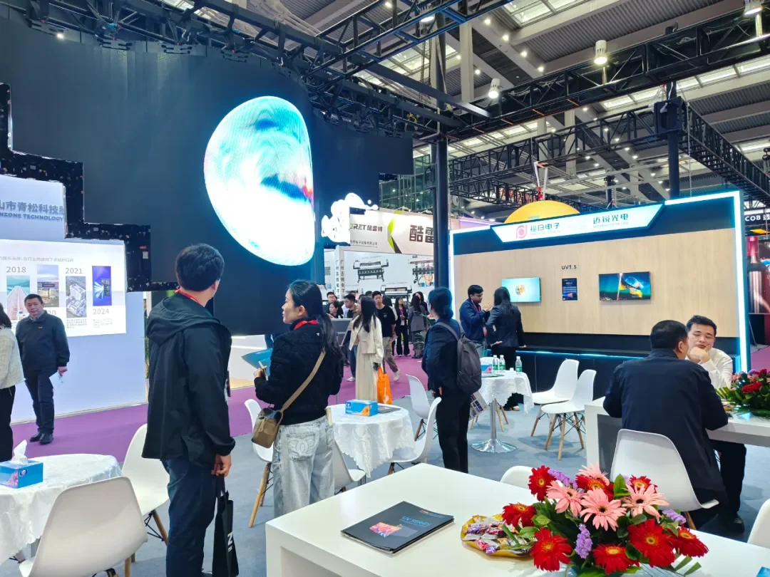 MR LED Shines at LED CHINA, Inviting All to Savor a Visual Feast of the Future MR LED Shines at LED CHINA, Inviting All to Savor a Visual Feast of the Future