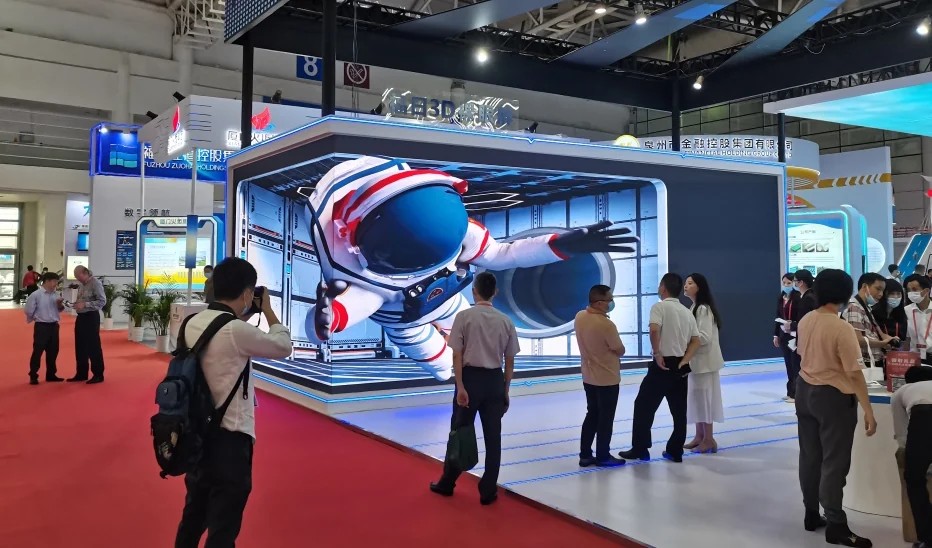 Stealing the Spotlight! MR LED’s Naked-Eye 3D Display Shines at Cross-Strait Innovation Fair
